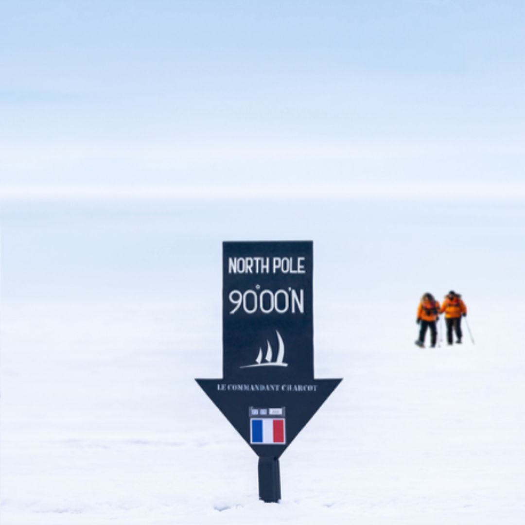 Le Commandant Charcot: 16D15N The Geographic North Pole