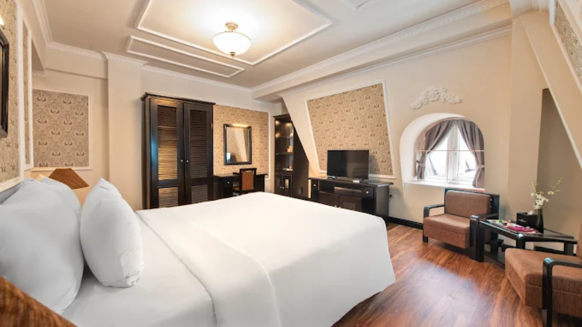 Ninh Binh Legend Hotel 