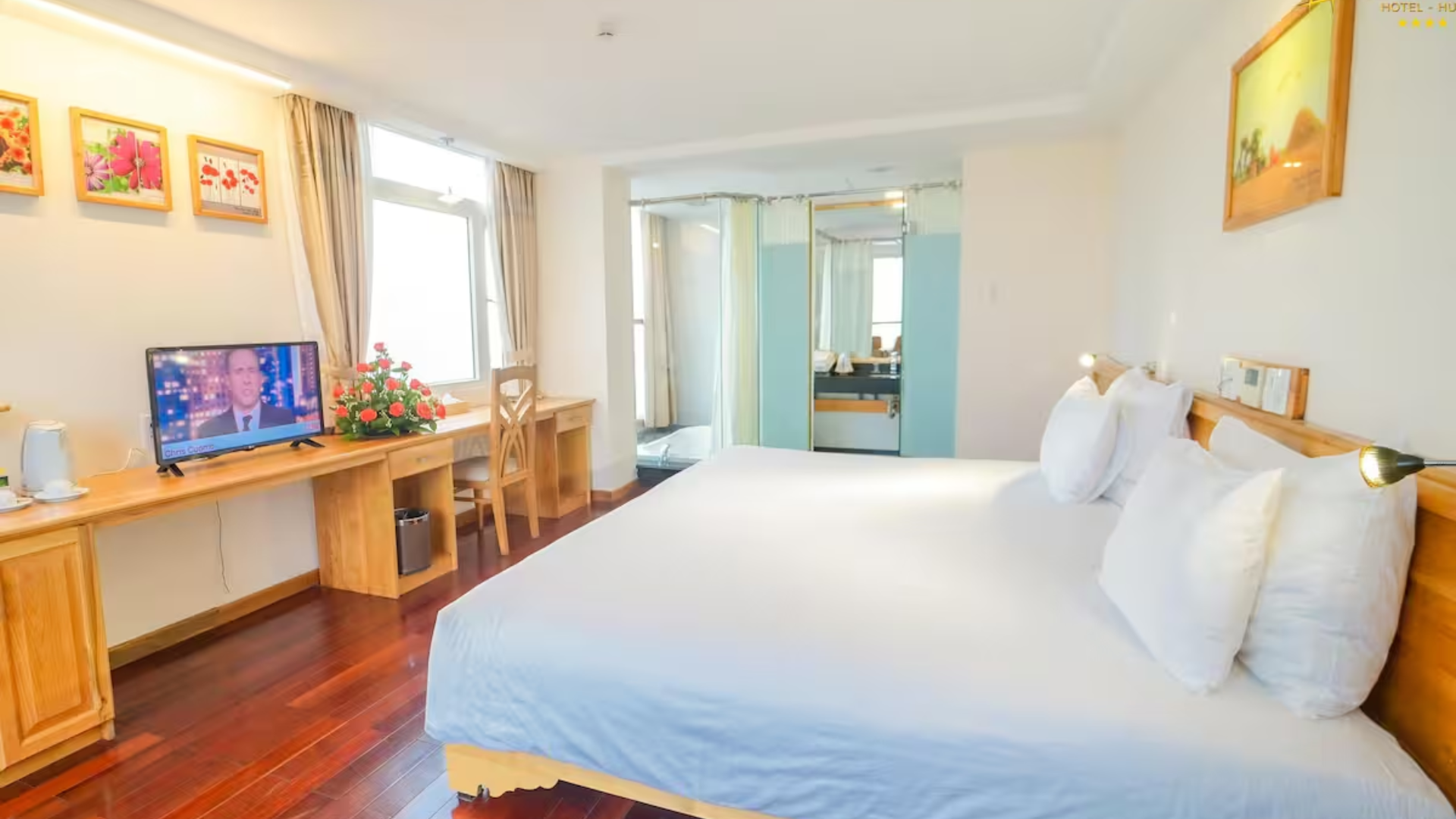 Romance Hotel 