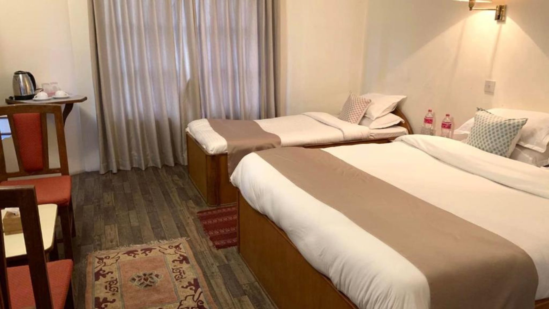 Hotel Raraa