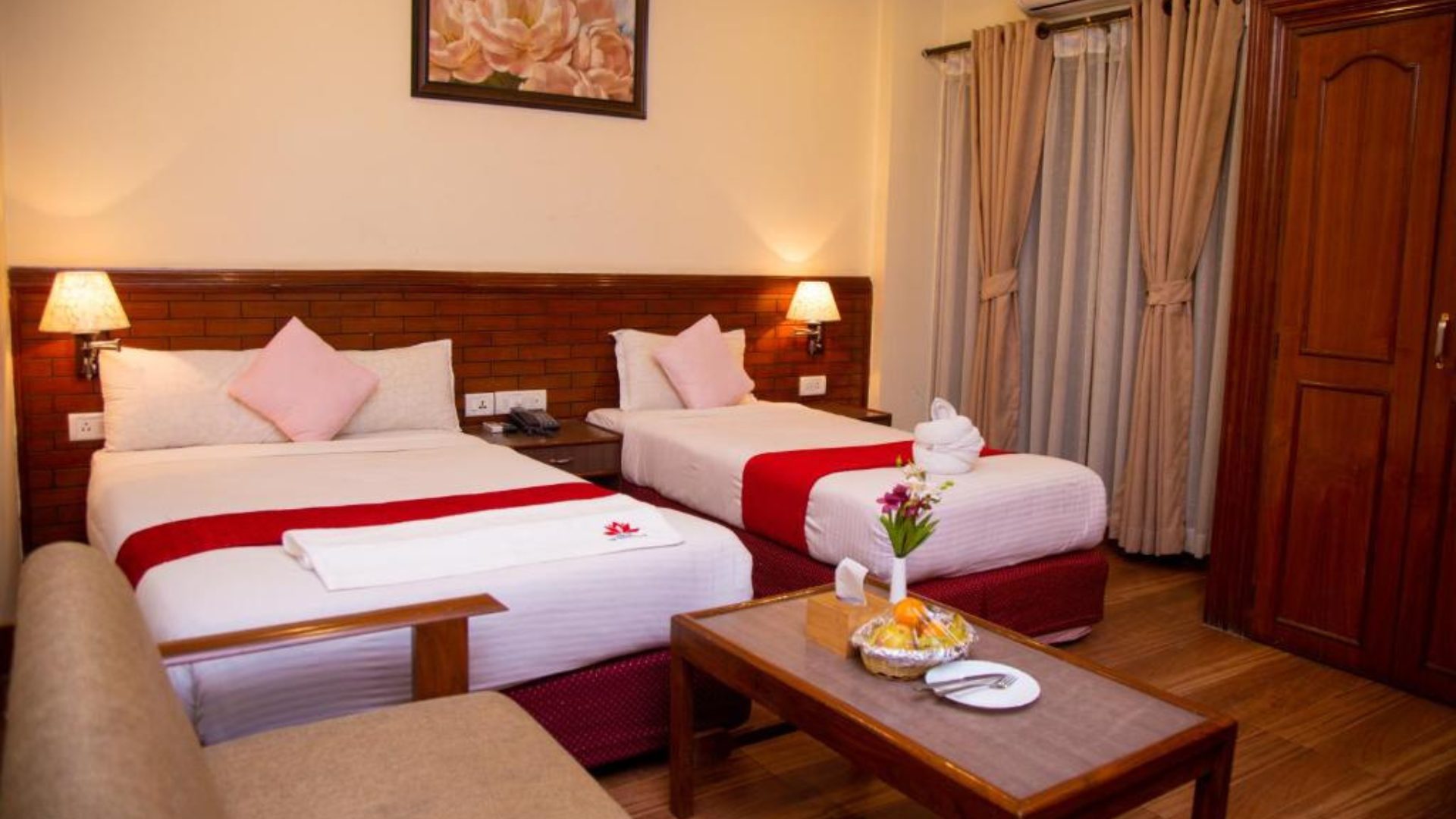 Hotel White Lotus