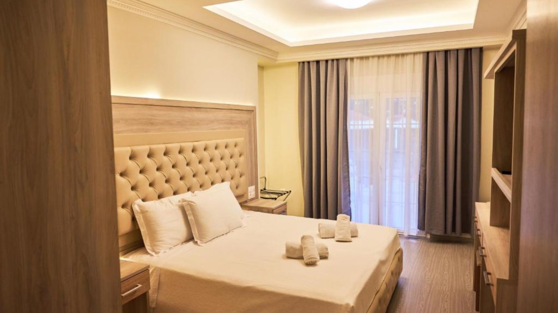 Famissi Eden Resort Hotel