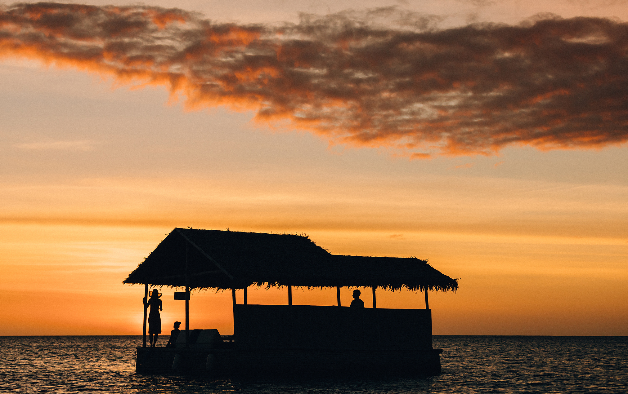 4D3N Romance at Amanpulo