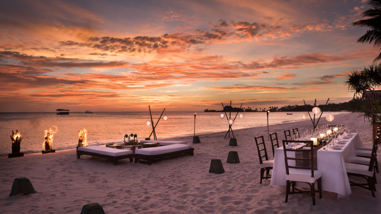 4D3N Romance at Amanpulo