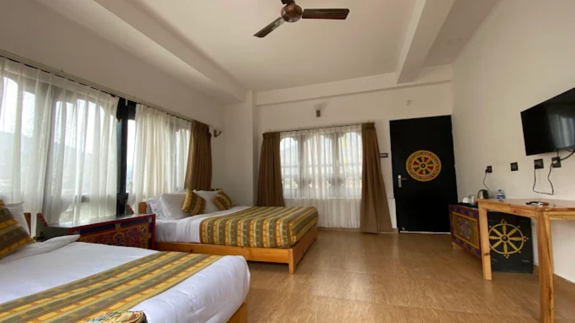 Hotel River Valley 