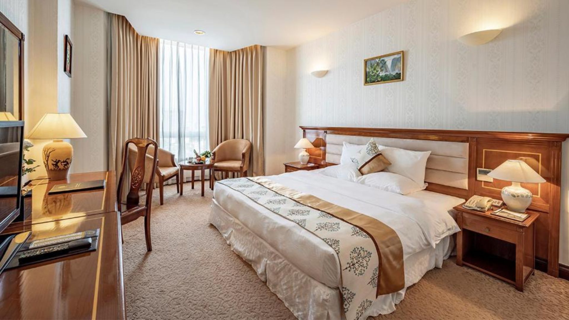 New World Saigon Hotel