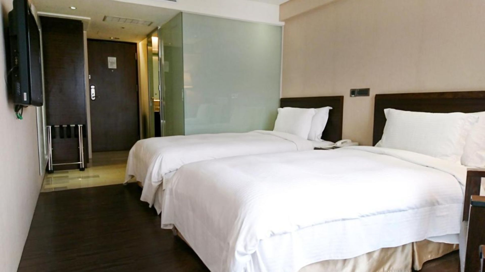 Century Hotel 