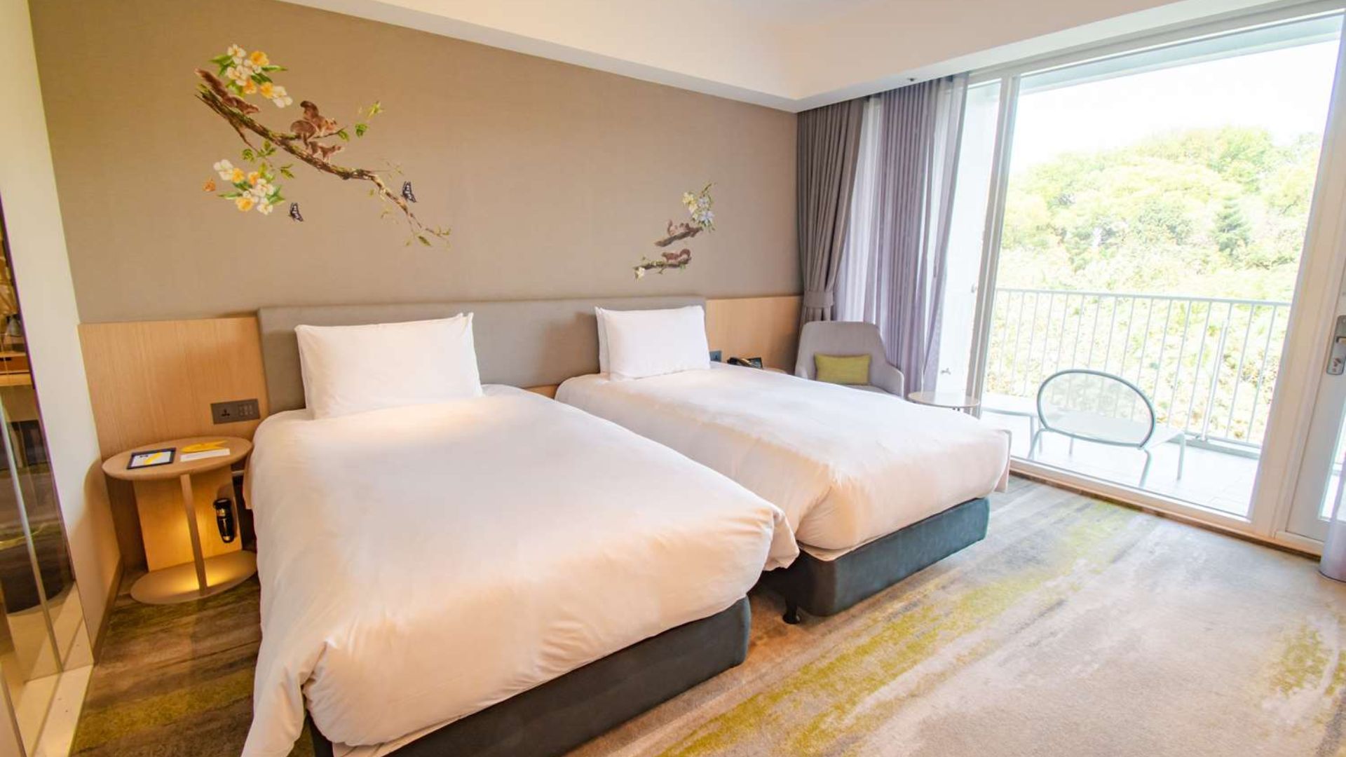 Golden Tulip Hotel 