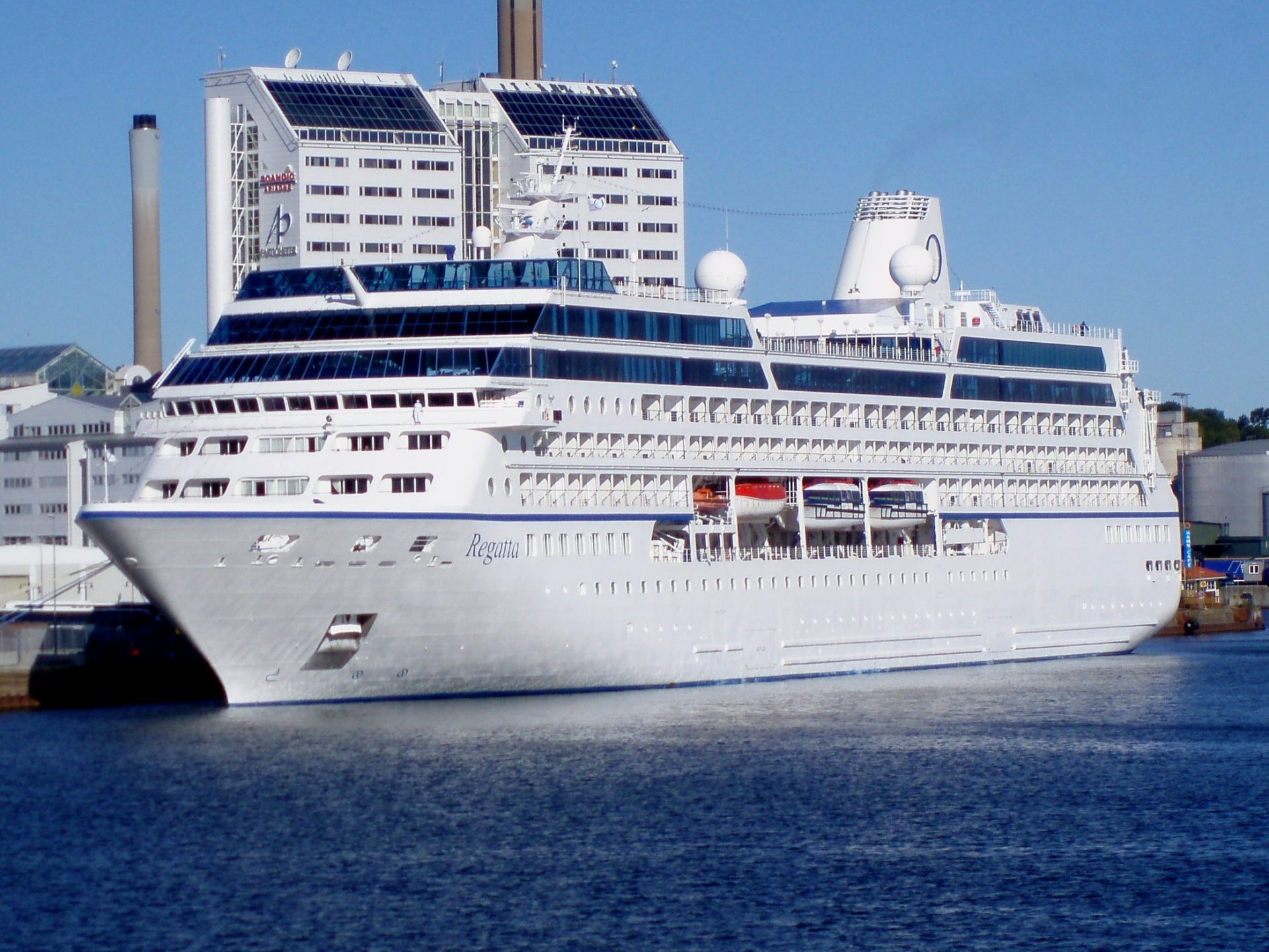 Large Cruise Ship