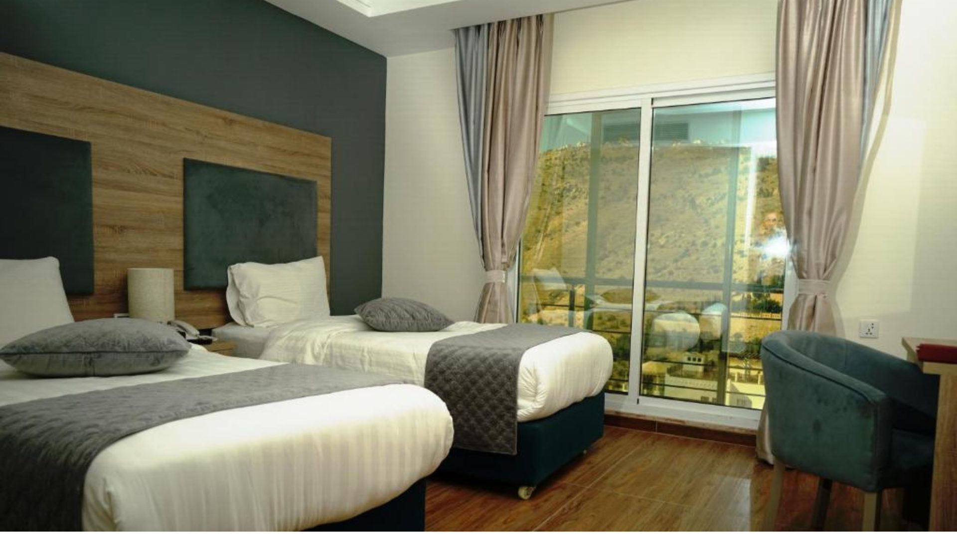 Petra Moon Hotel