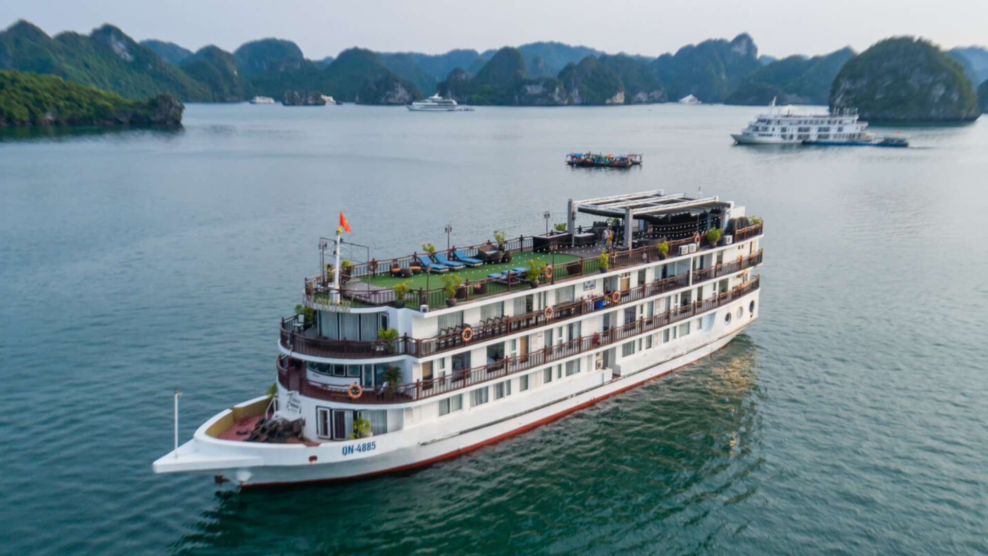 Amanda Halong Cruise