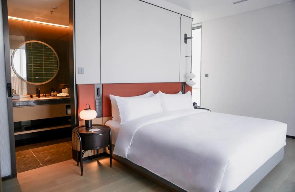 Artyzen Habitat Hotel