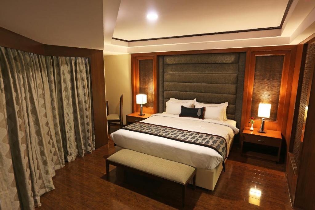 Golden Tulip 