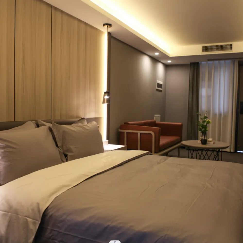 Panda Holiday Hotel