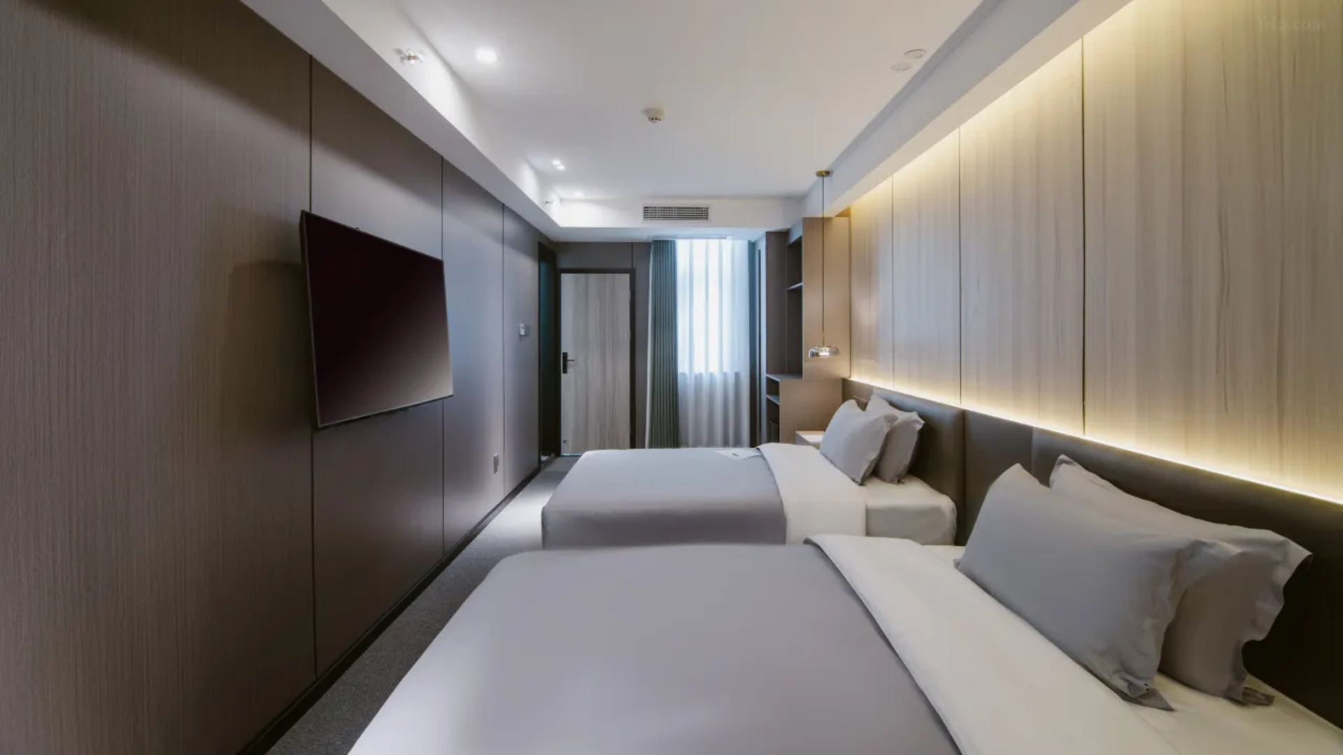 Panda Holidays Hotel