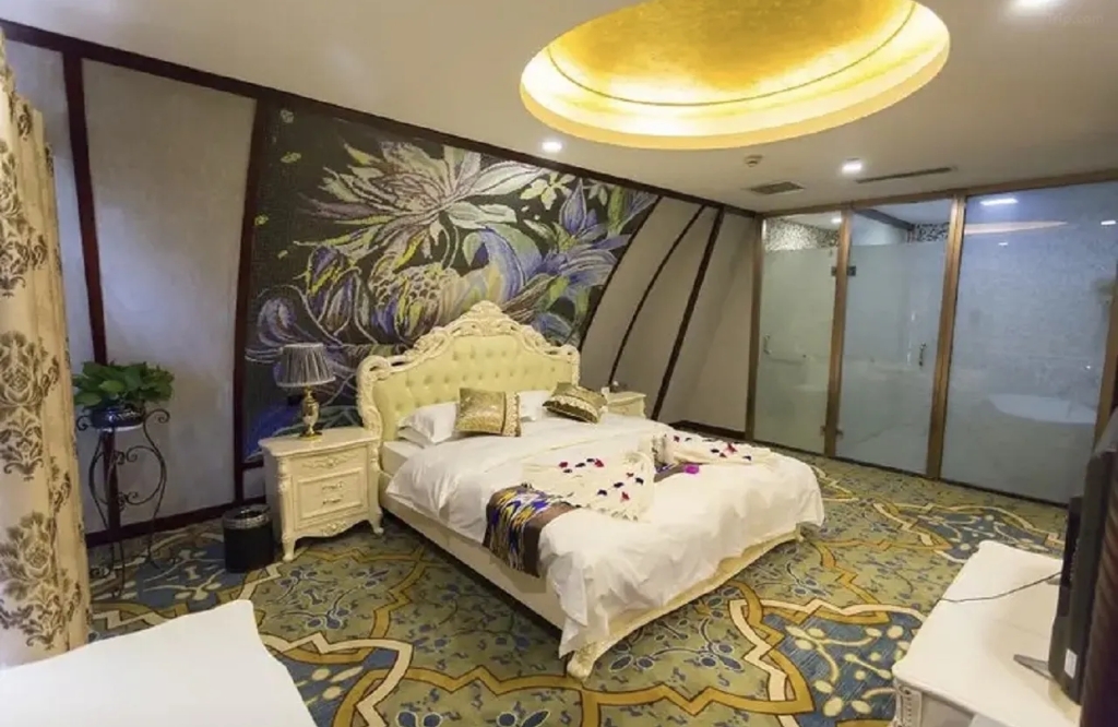 Turpan Friendship Peak Holiday Hotel