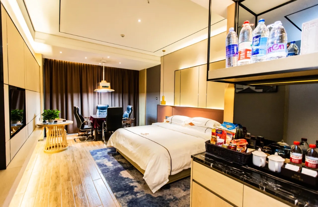 Huarong International Hotel