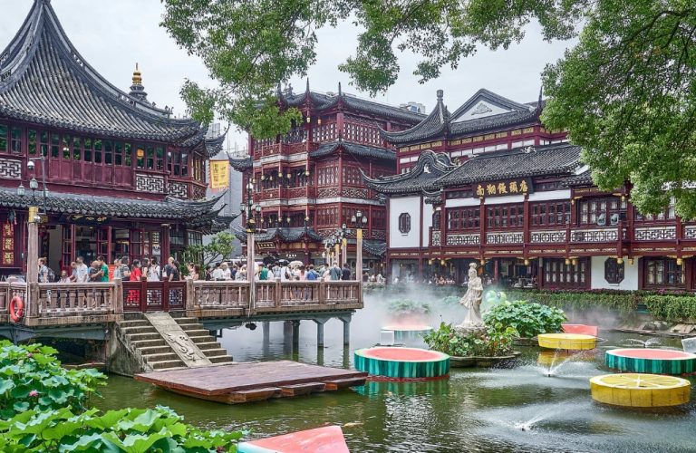 Tranquil Chinese Garden