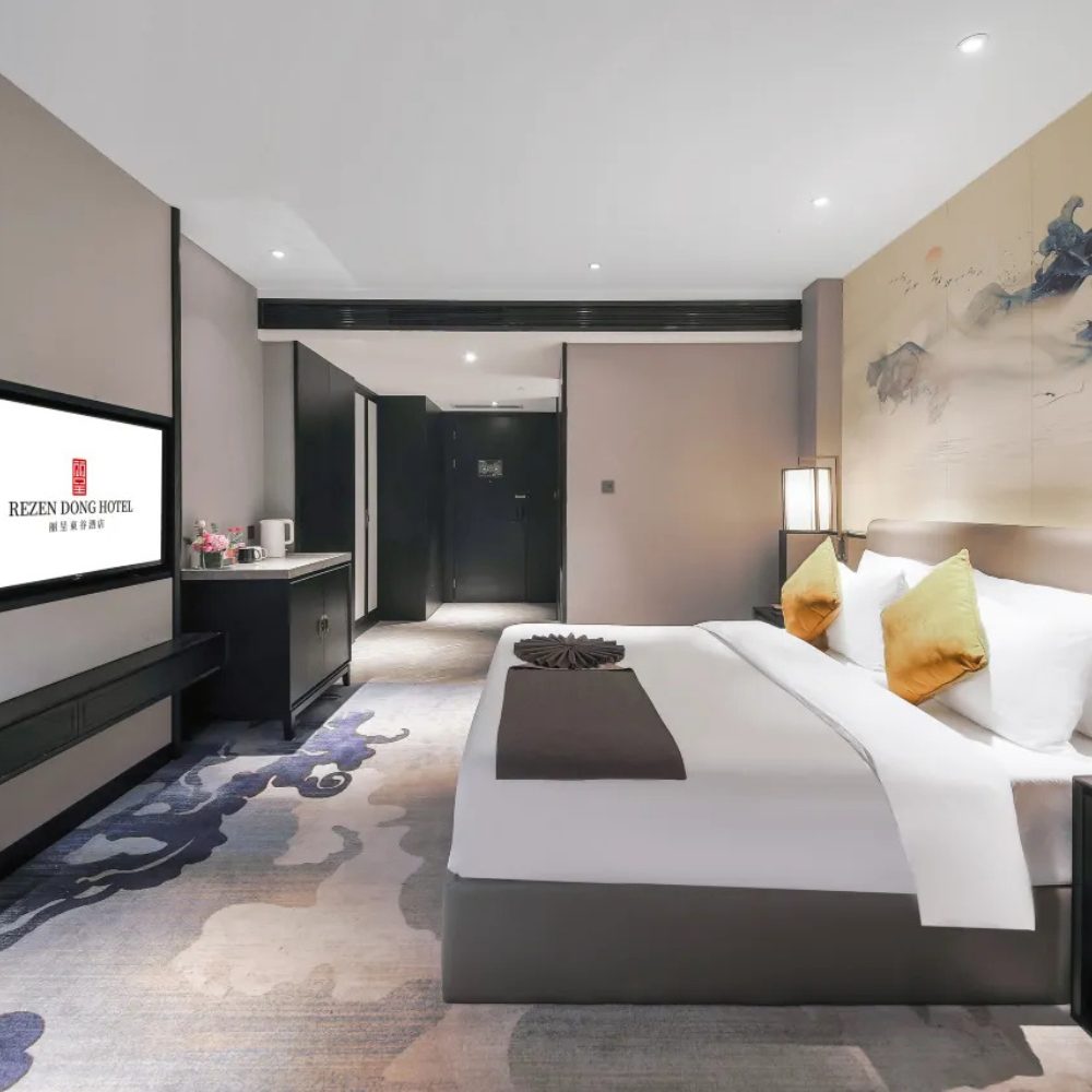Rezen Dong Hotel