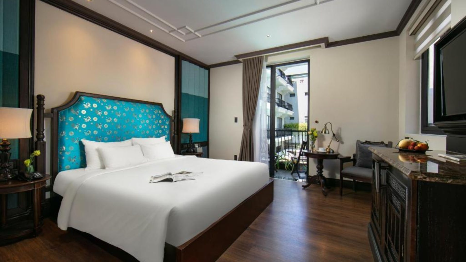 Silkian Hotel