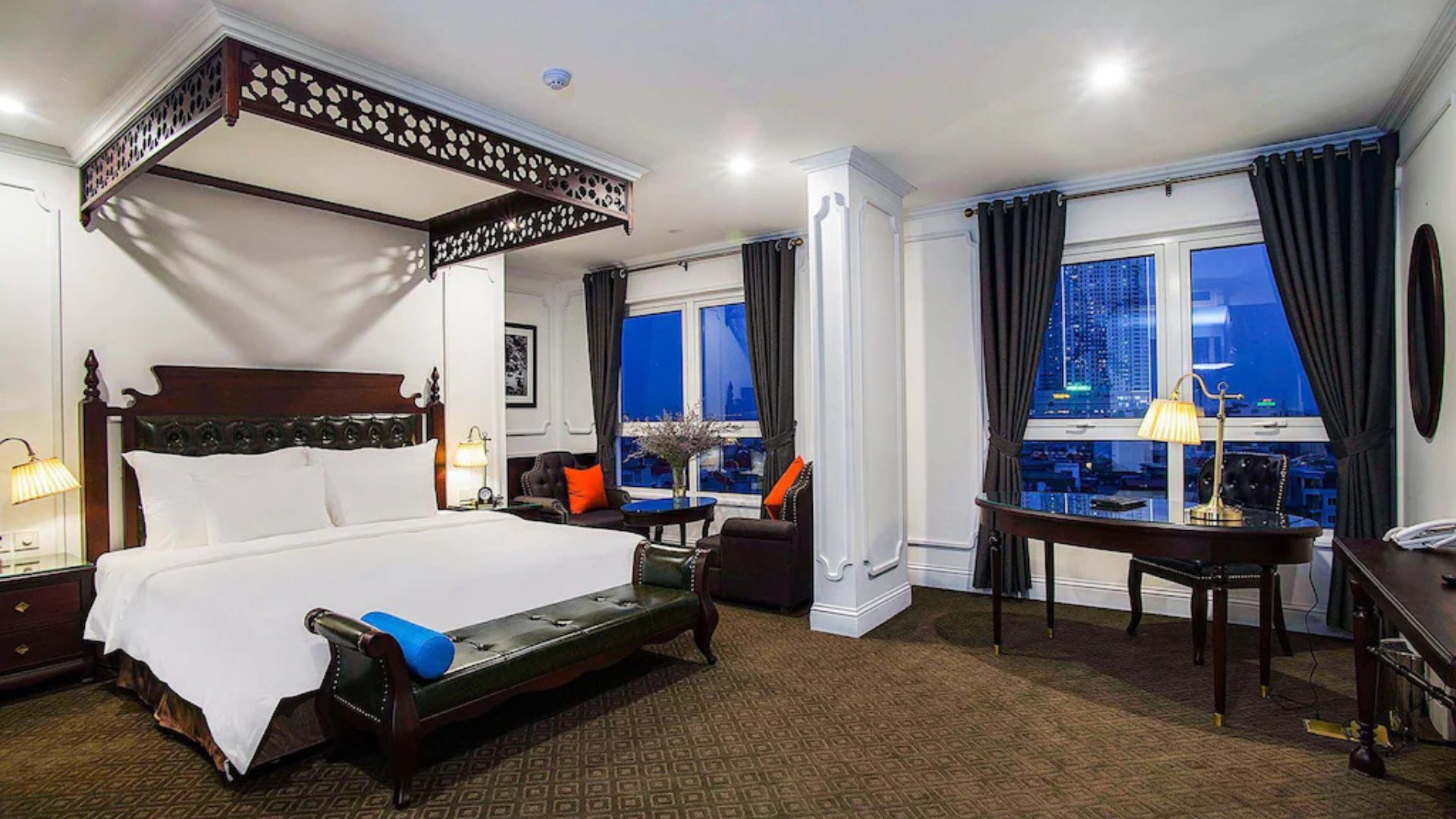 New Era Hotel