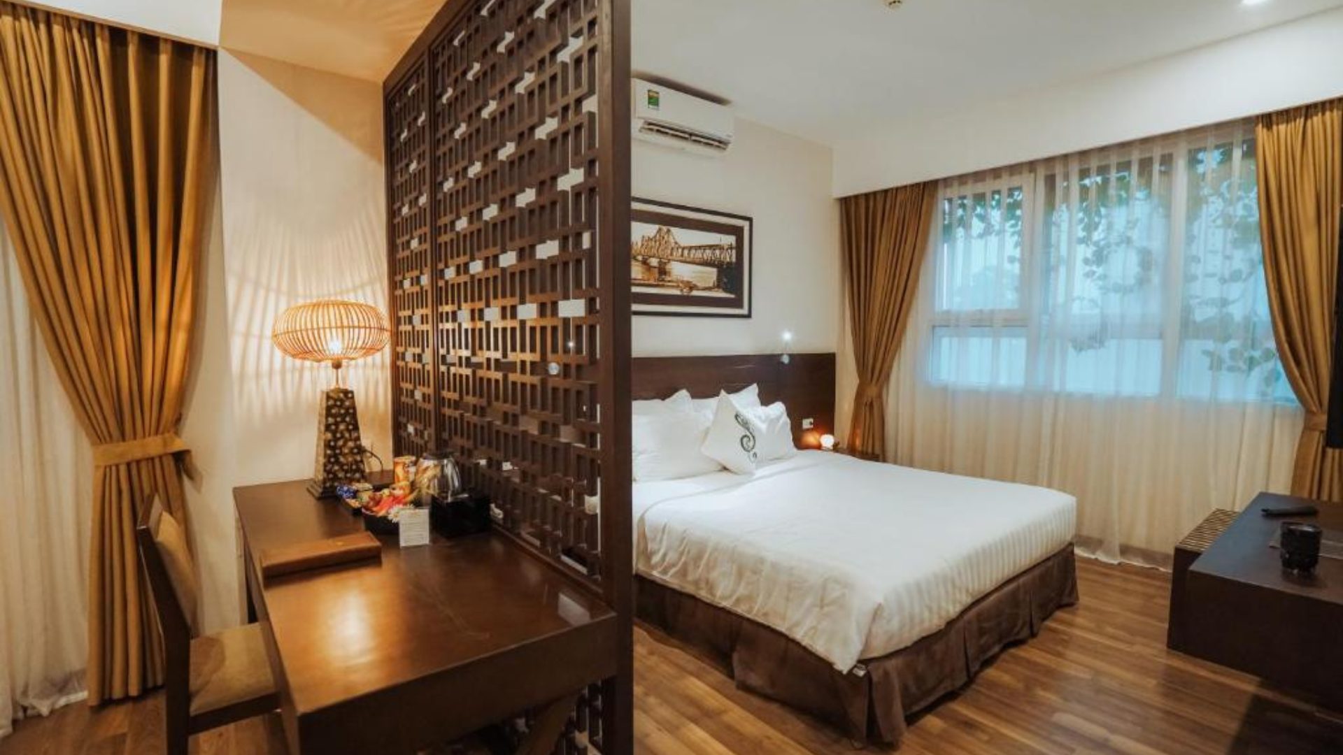 Thang Long Opera Hotel