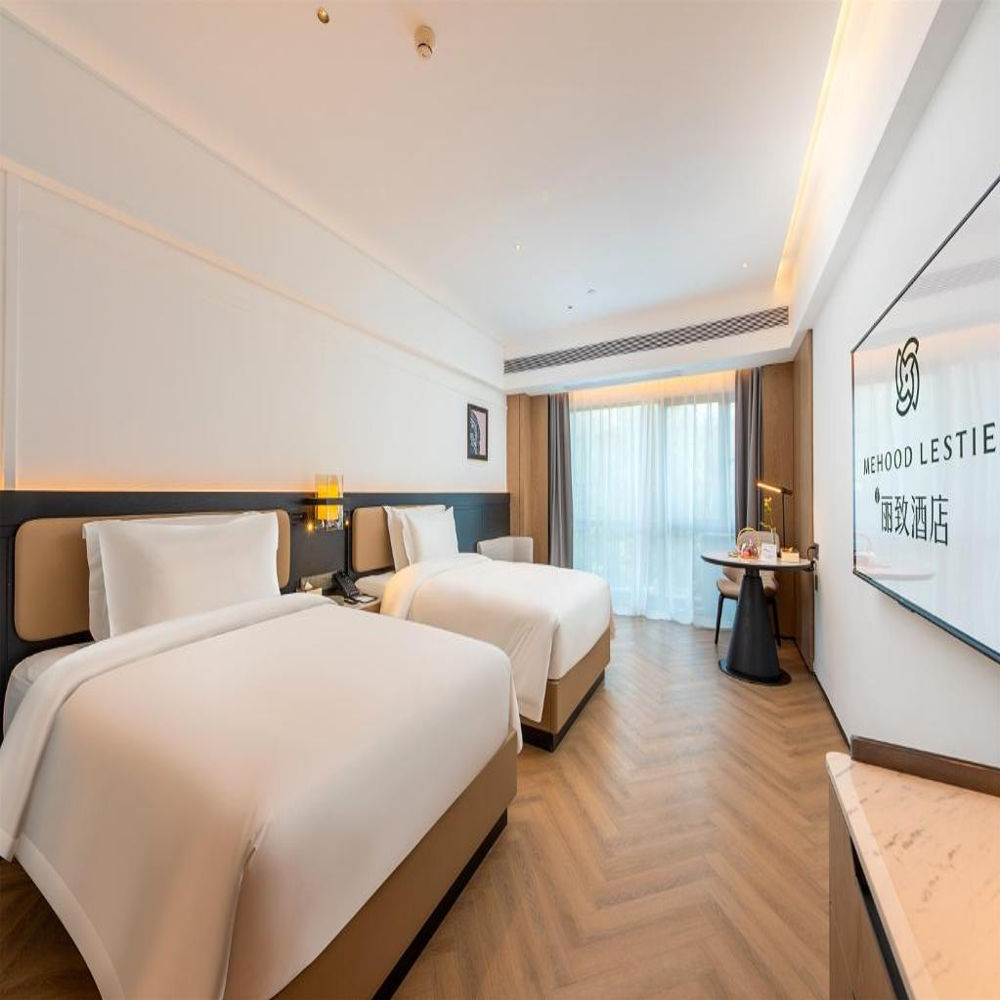 Mehood Lestie Hotel