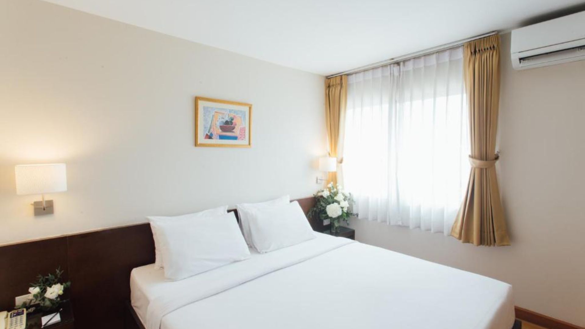 Seasons Siam Hotel 
