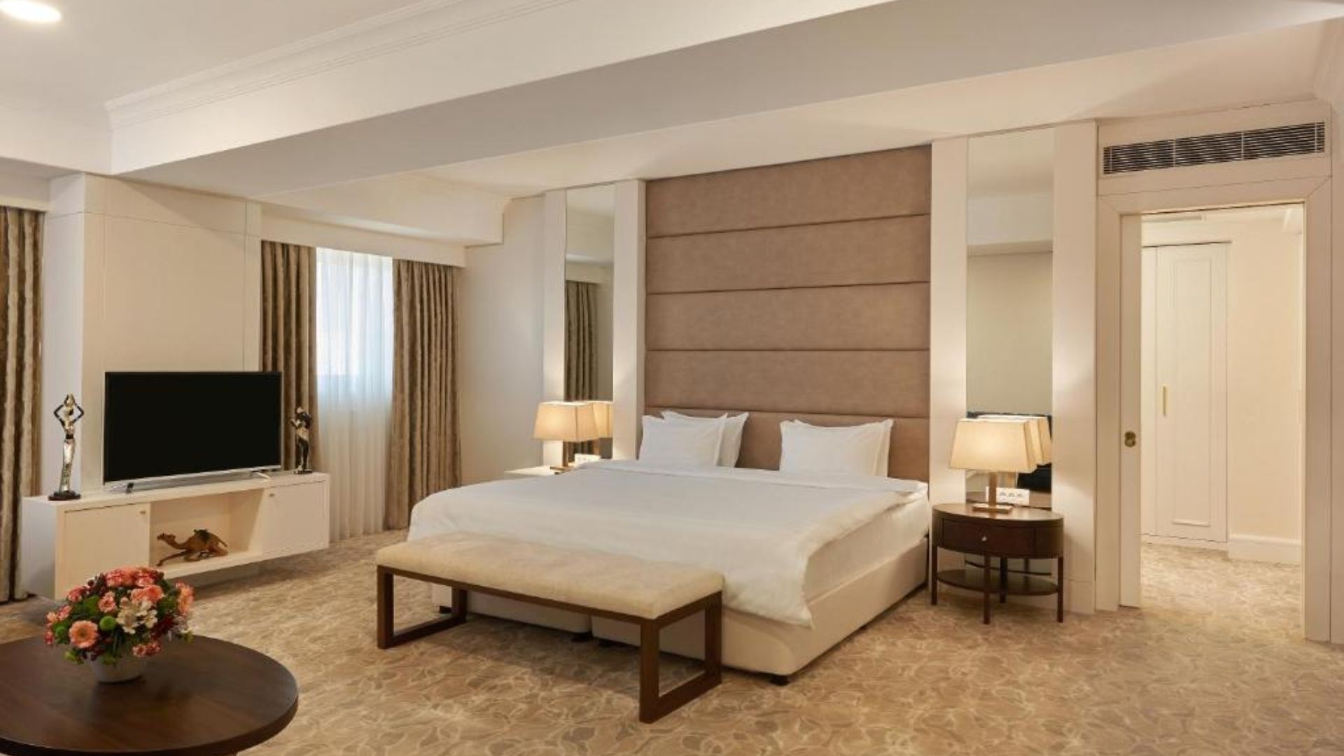 Wyndham Hotel