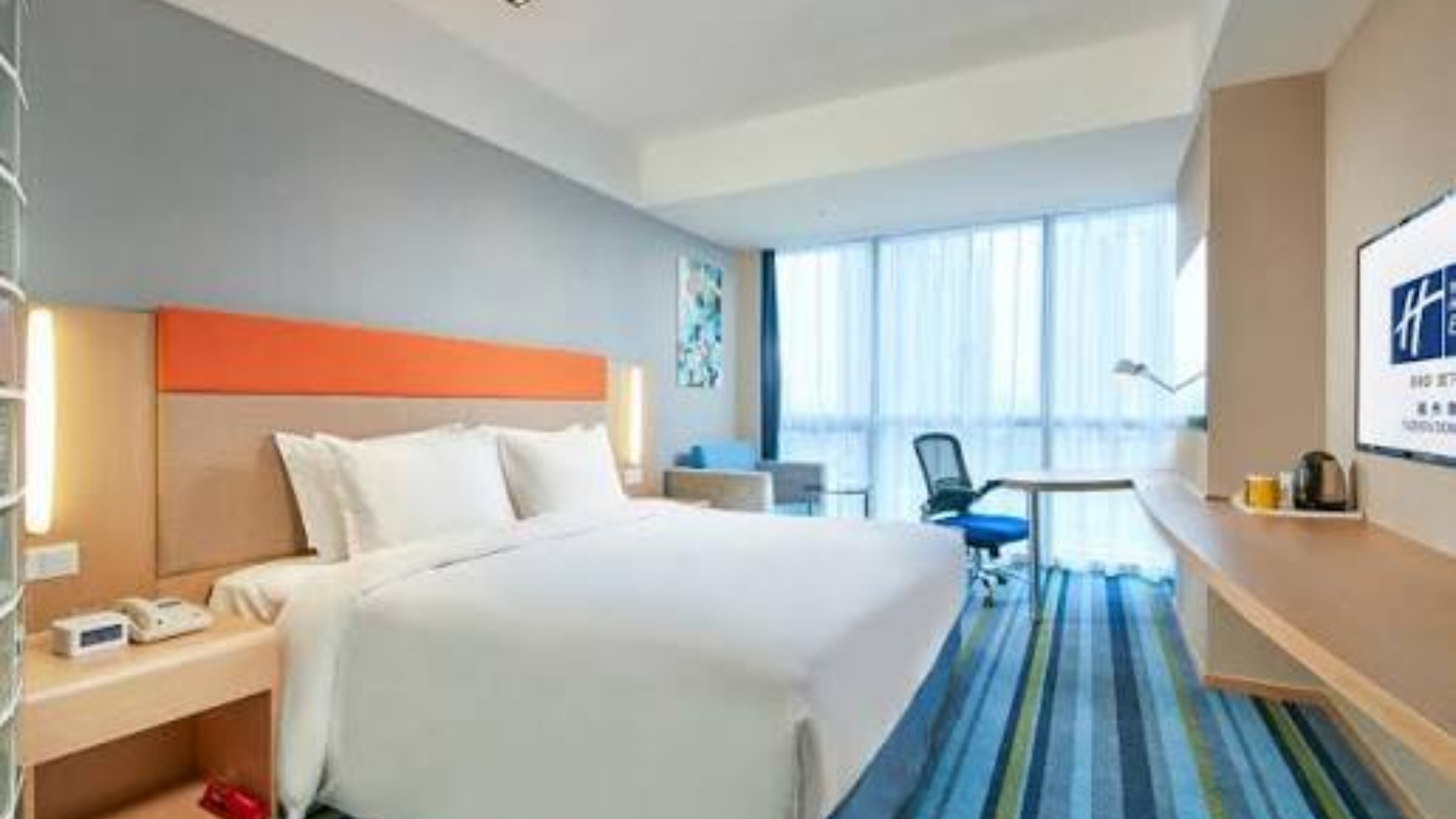Fuzhou Taihe Holiday Inn Express
