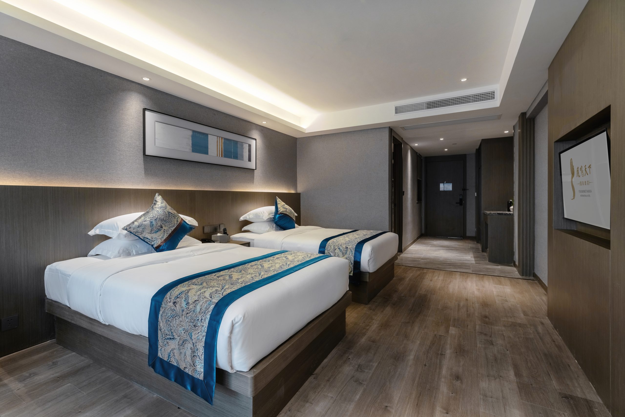Phoenix Most Xiangxi Hotel or similar