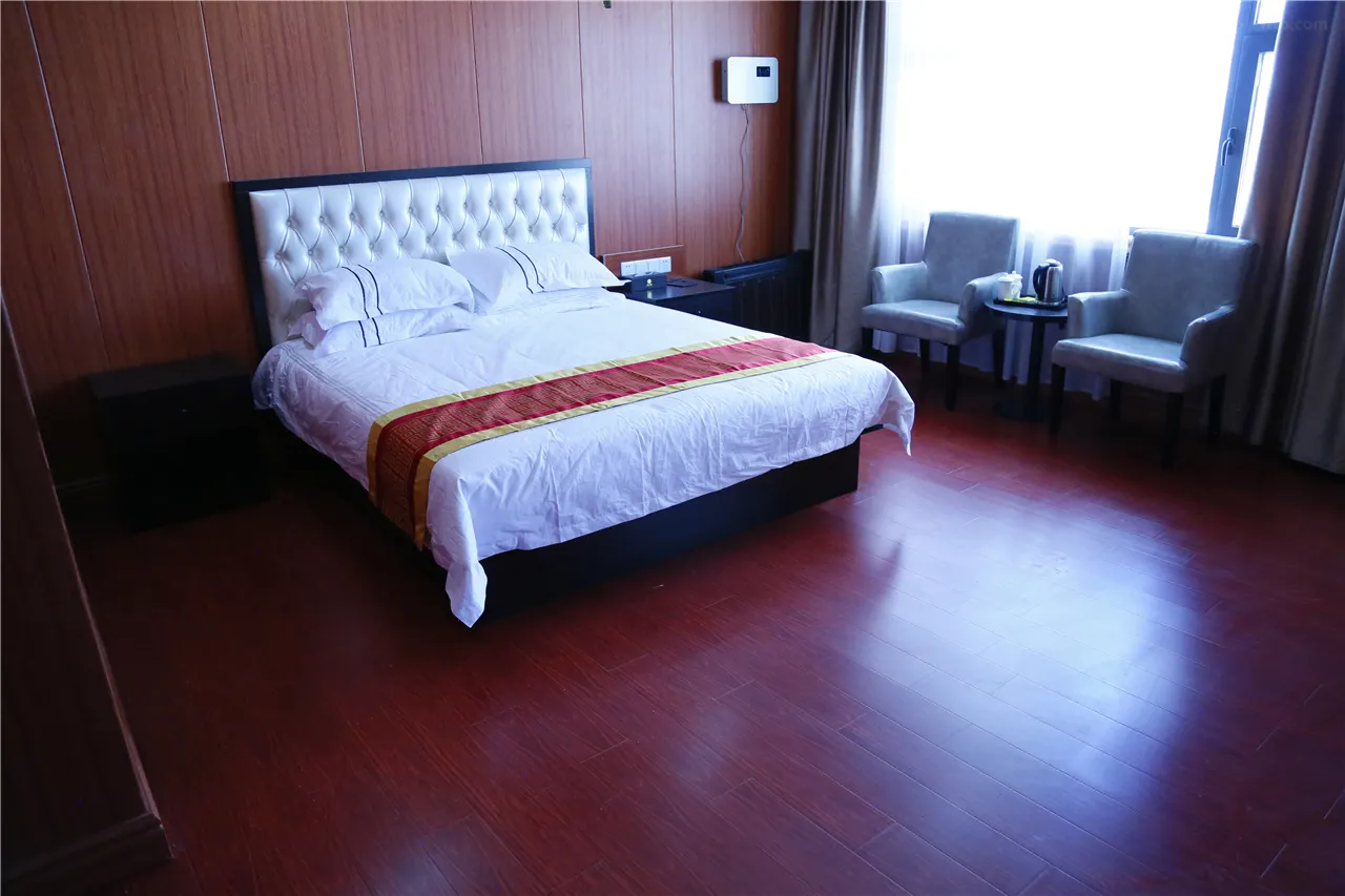 Nima Hotel
