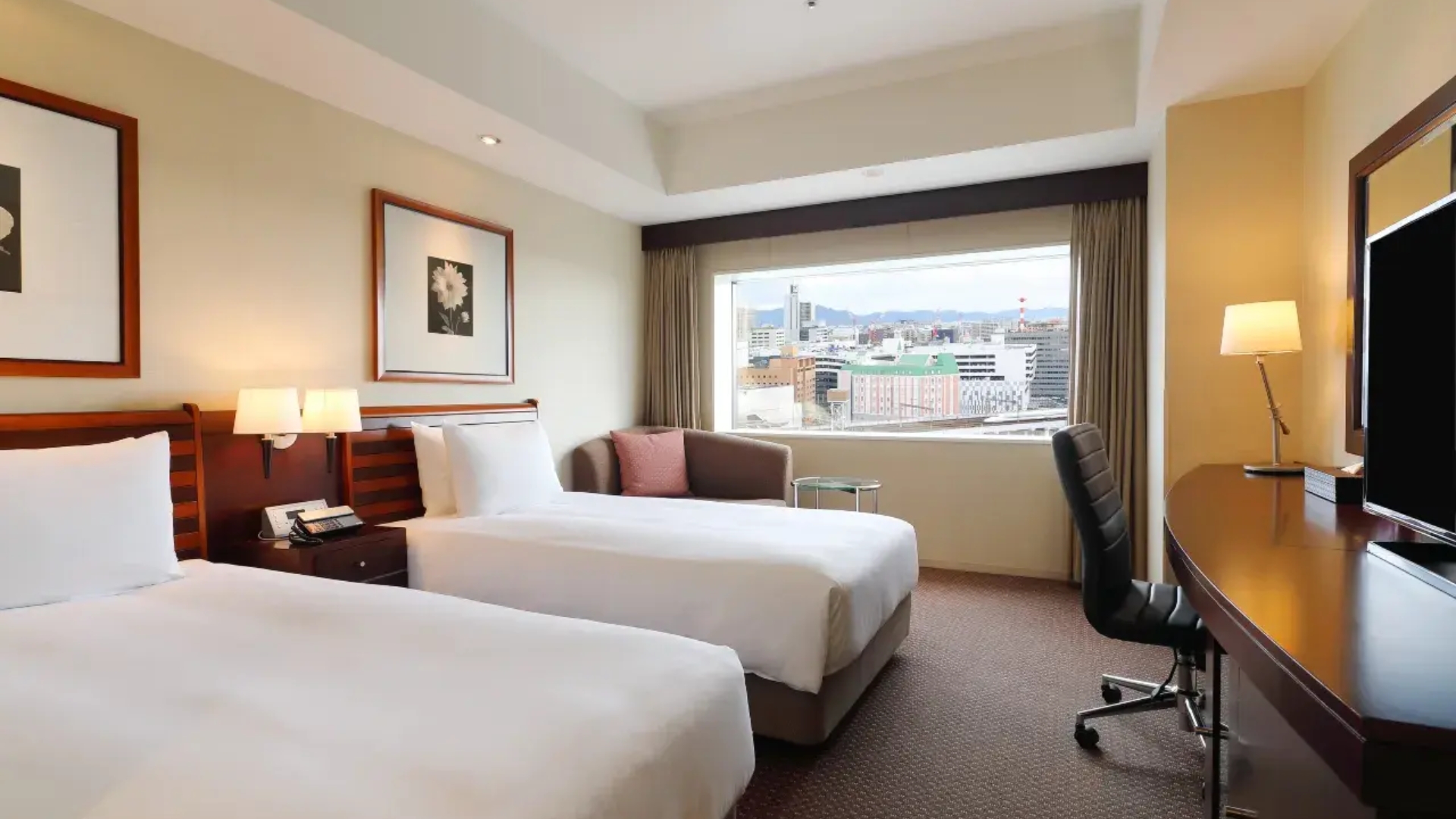 ANA Crowne Plaza Okayama