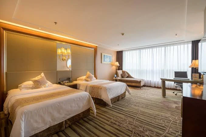 Zhangjiajie Sunshine Hotel or similar