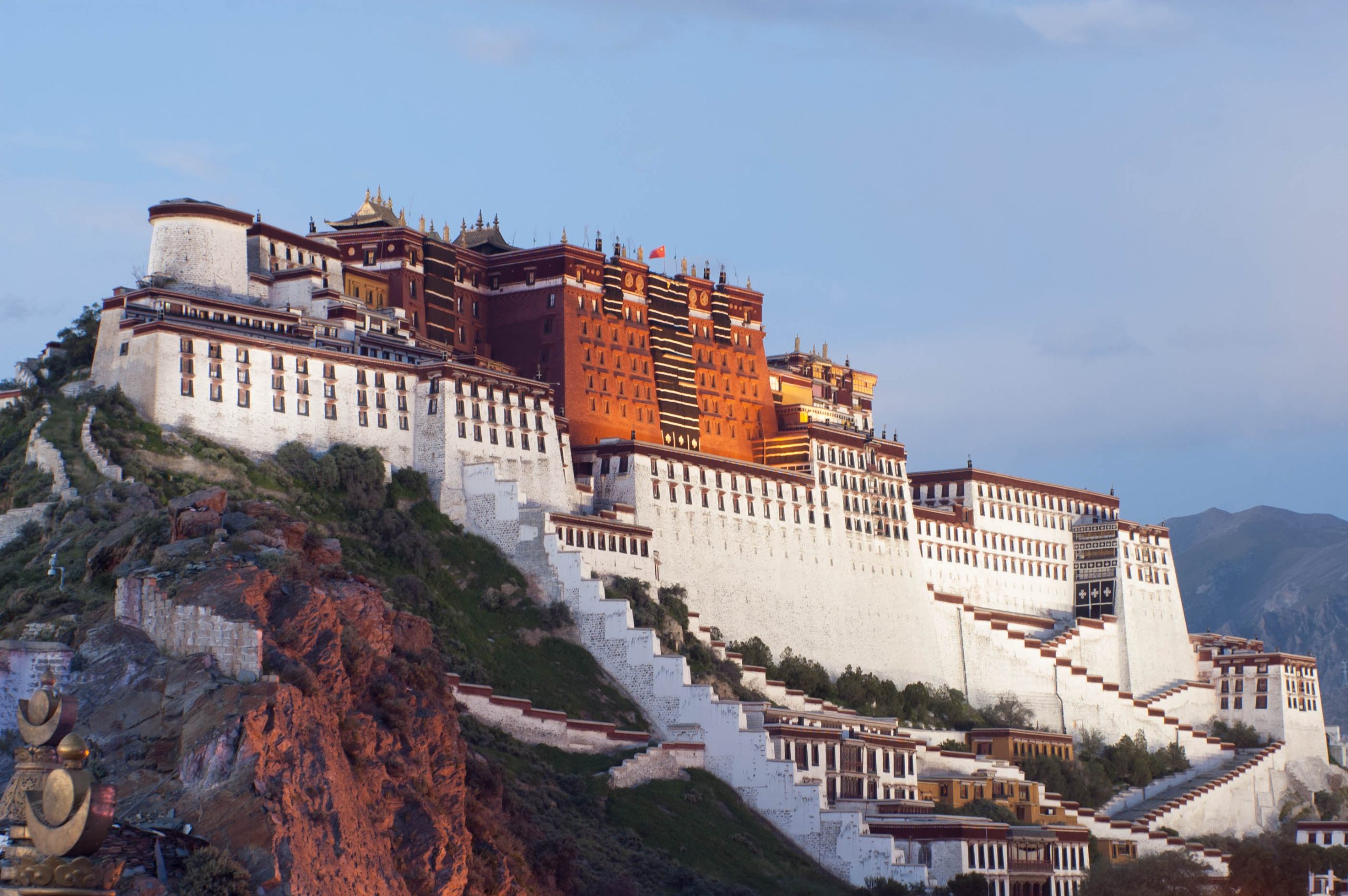 16D15N Tibet Highlights (Lhasa – Shigatse – Mount Everest – Guge Kingdom – Qiangtang Plateau)