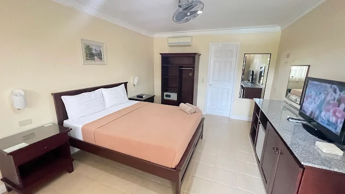Panglao Regents Park Resort