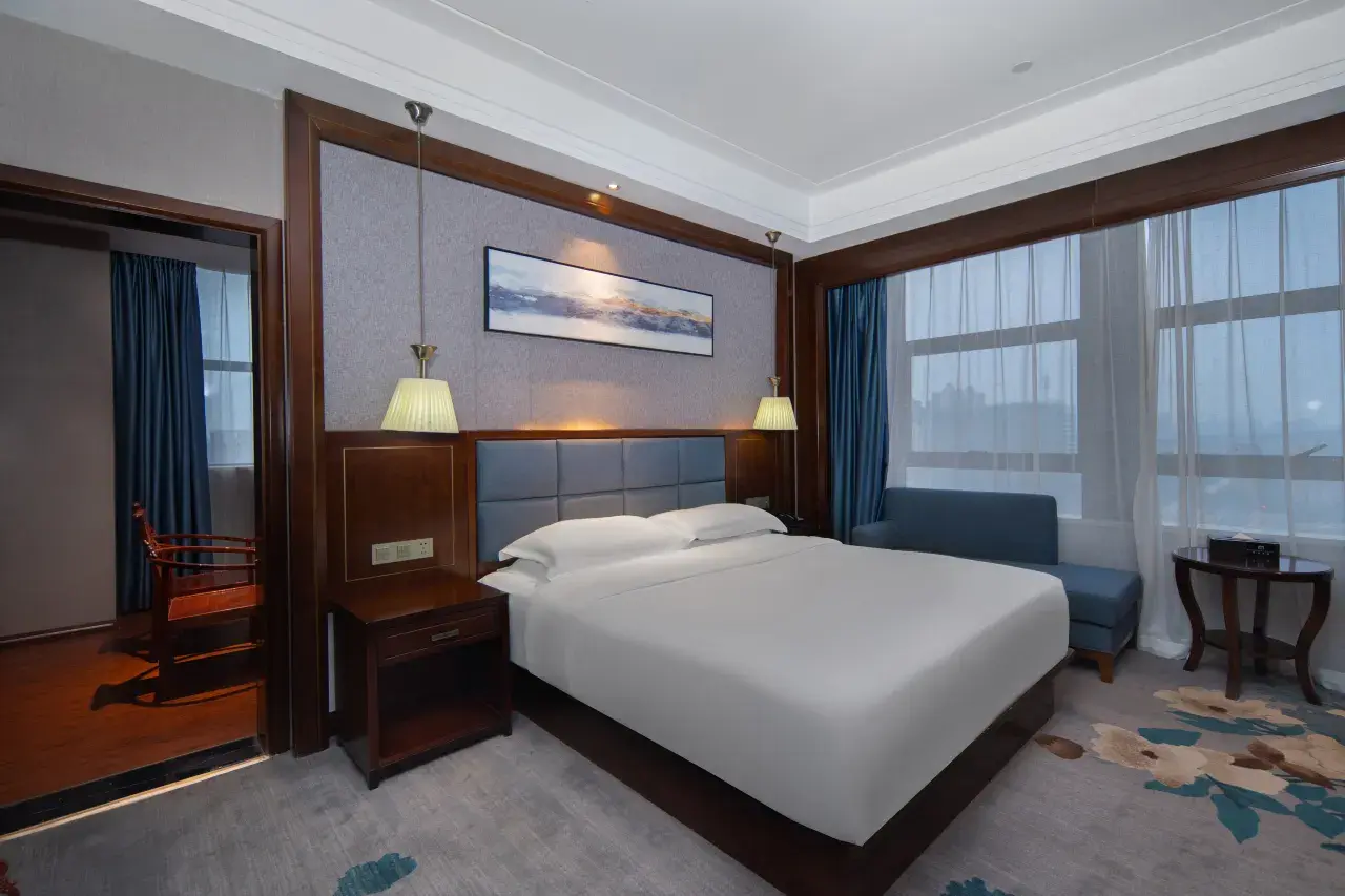 Fanglanhu Kaiyuan Mingting Hotel