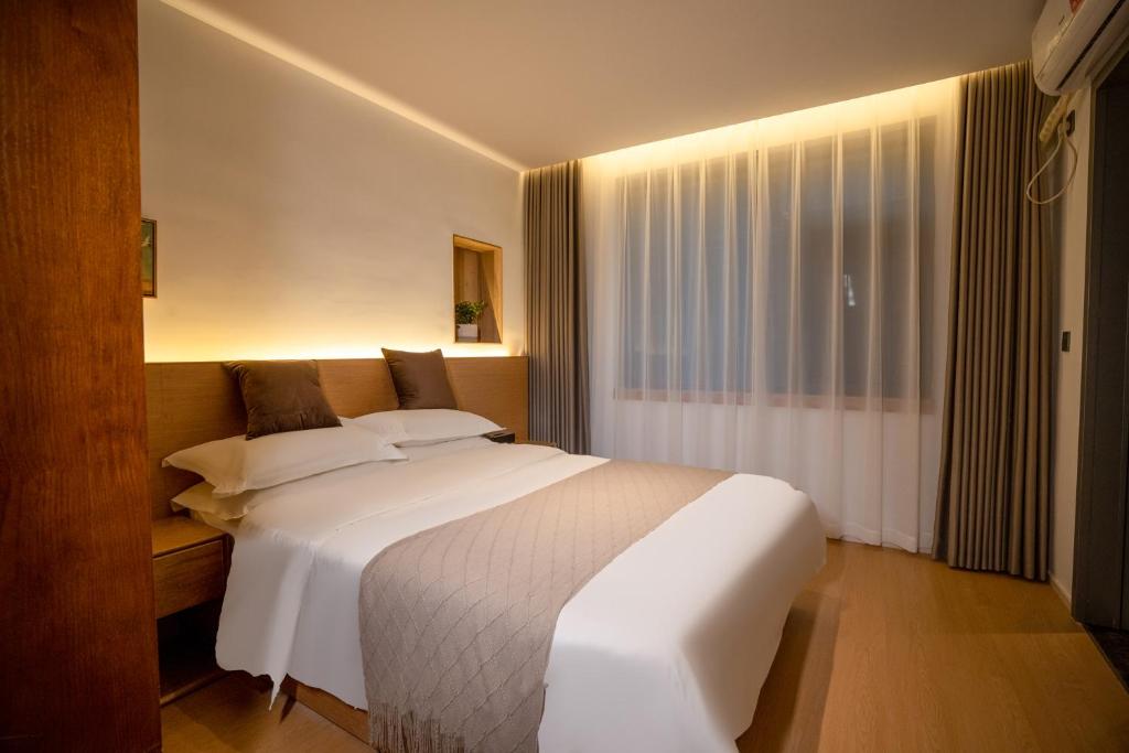 Shanlv Junlan Hotel