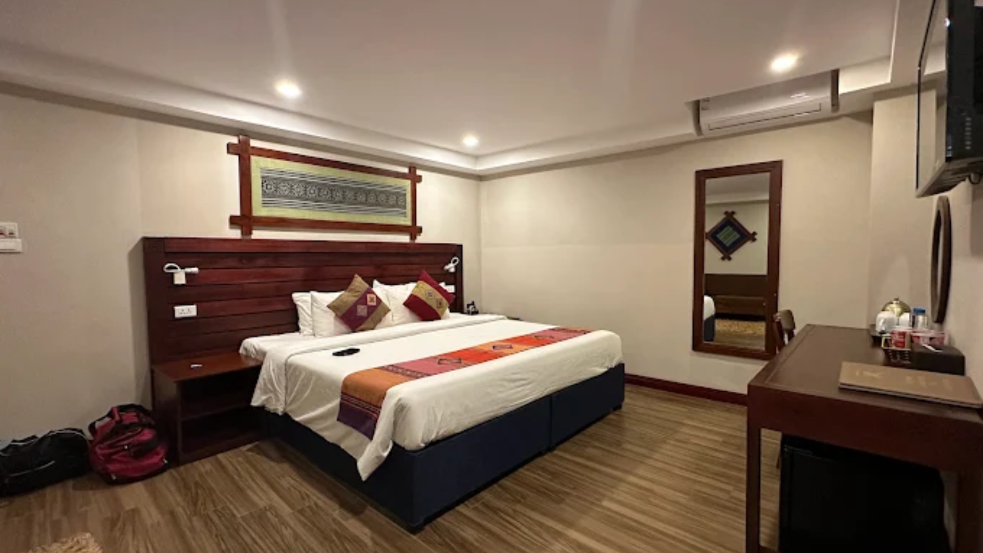 Charm Hotel