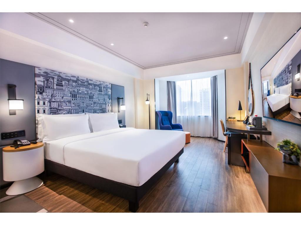 Orange Hotel