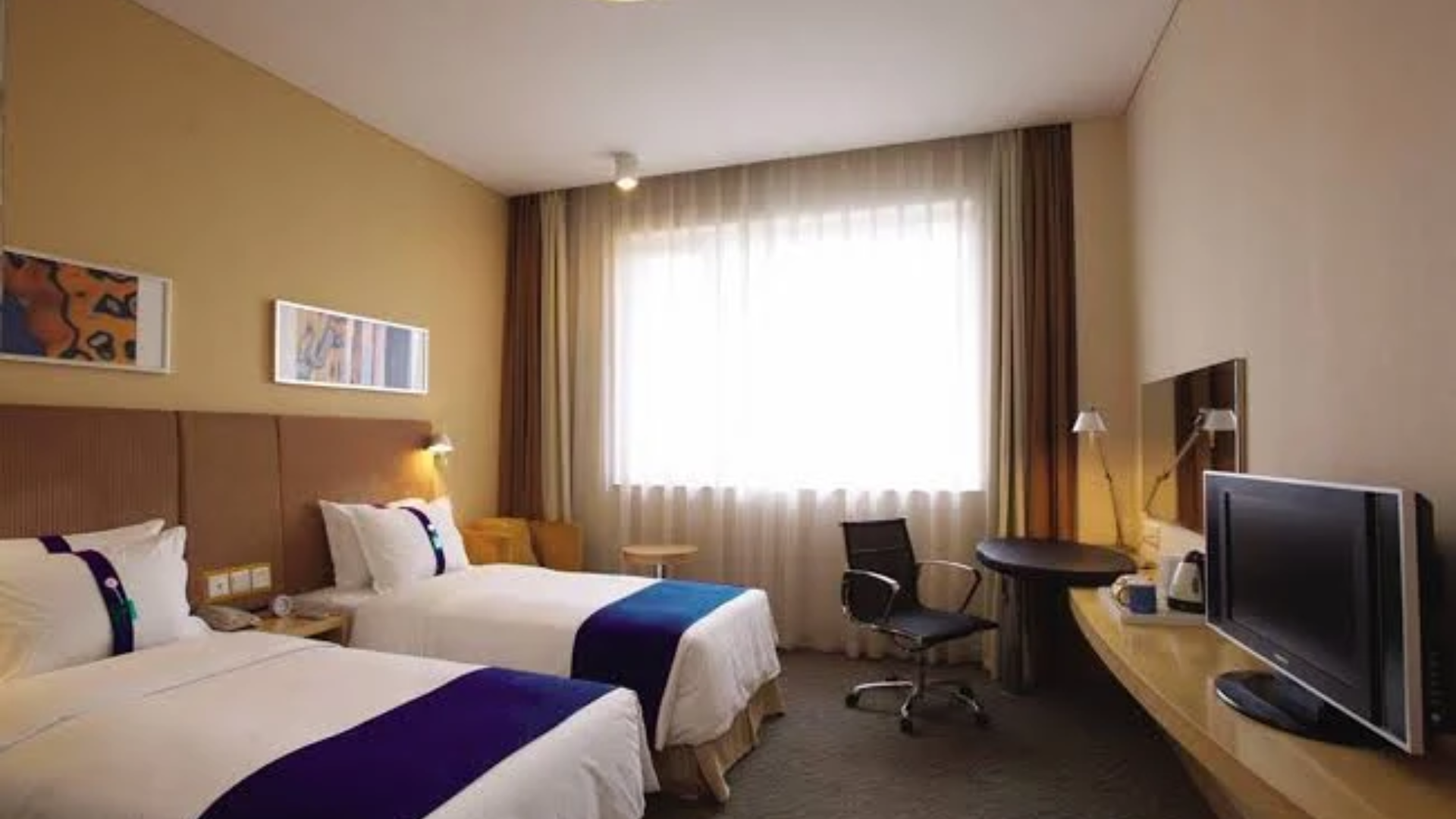 Holiday Inn Express Zhangye hotel