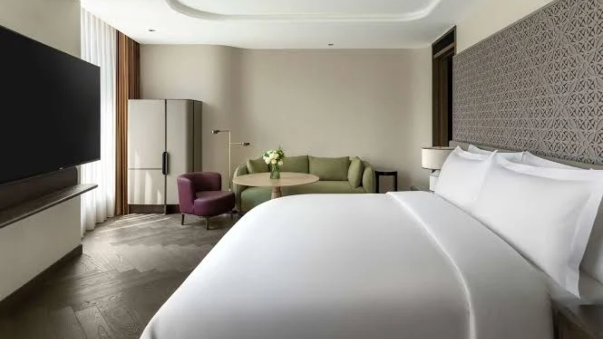 Conrad Urumqi