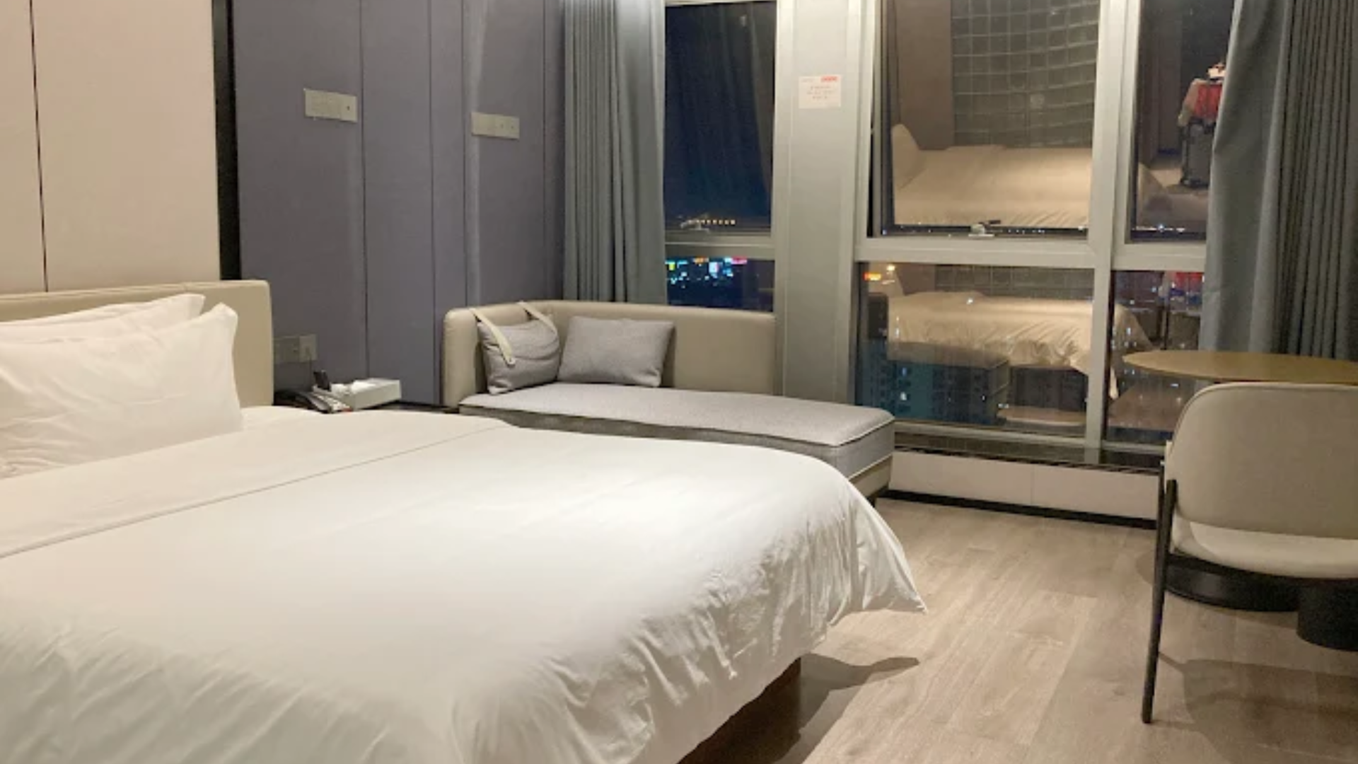 Mehood Lestie Hotel