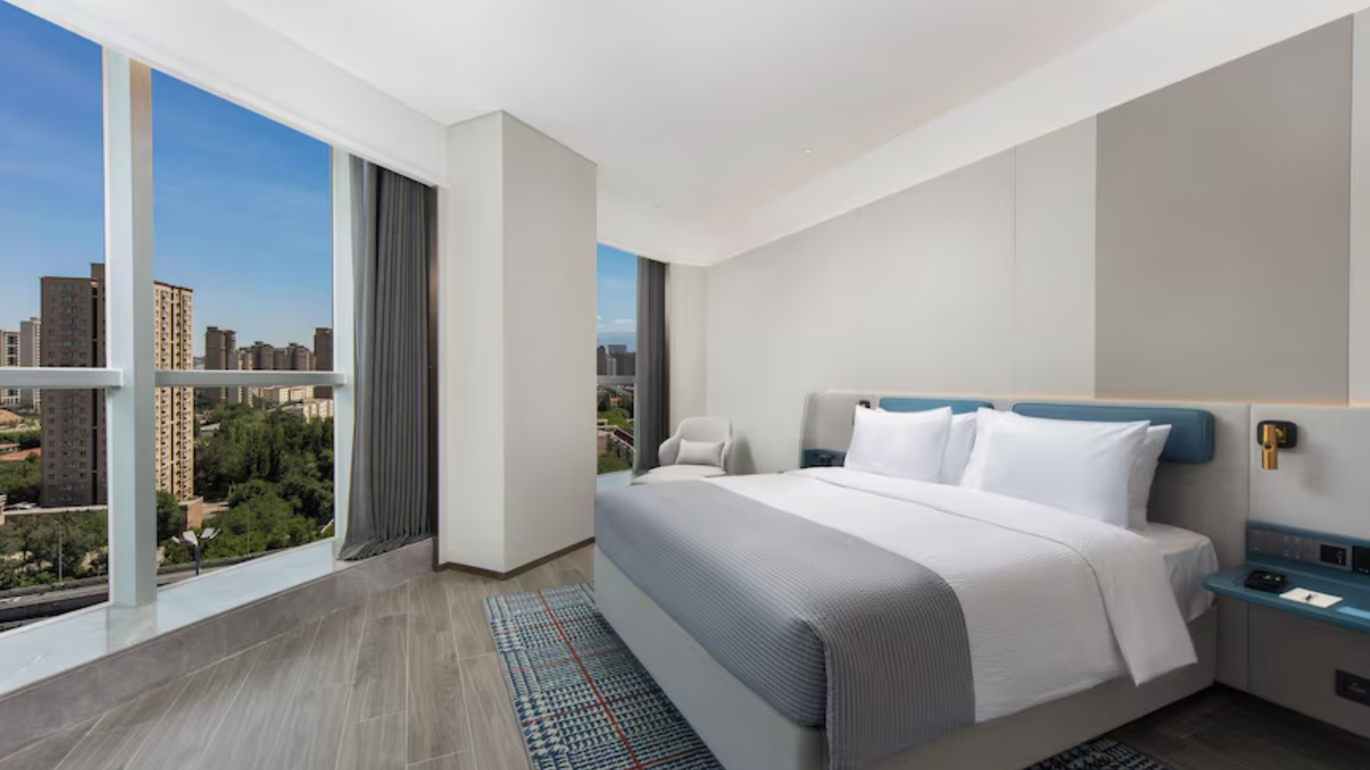 Wanda Yuehua Hotel Urumqi