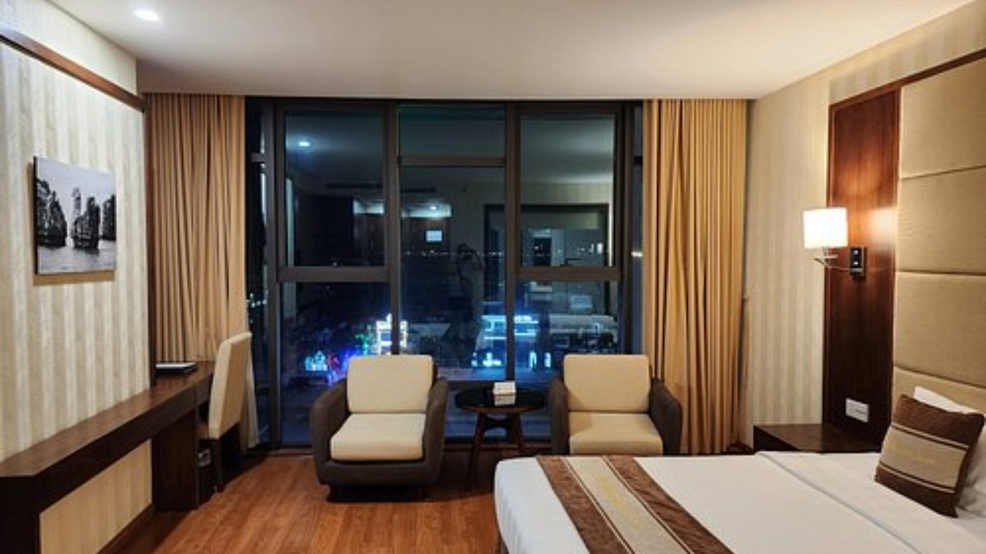 Marina Hotel