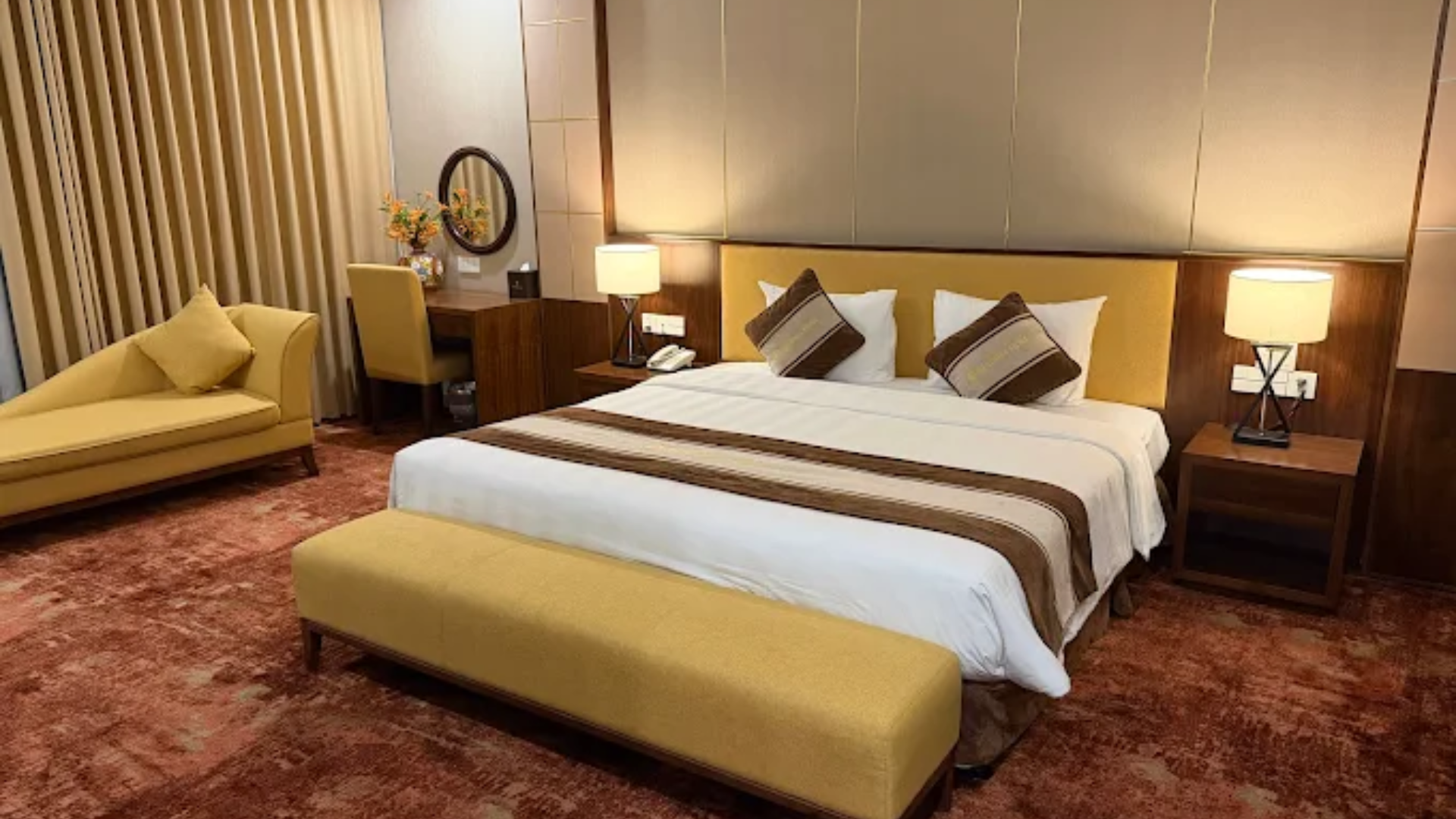 Marina Hotel