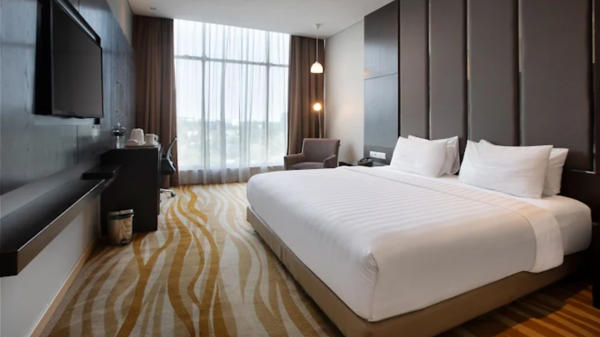 Grand Tjokro Hotel
