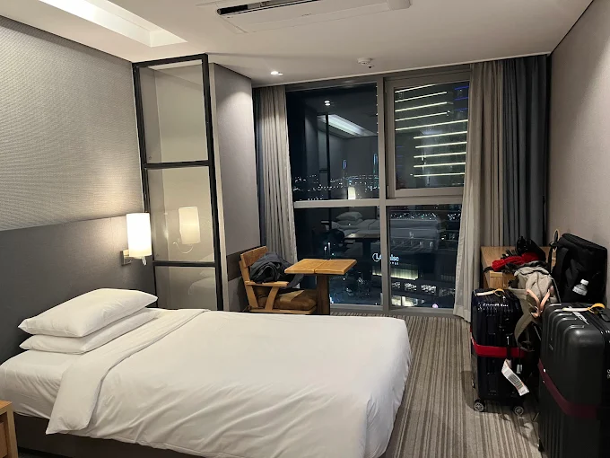 Adela Hotel