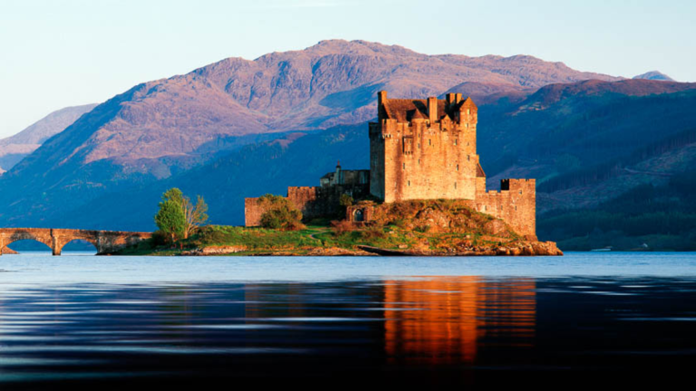 Railbookers: 10D9N Scottish Highlands and the Isle of Skye from London