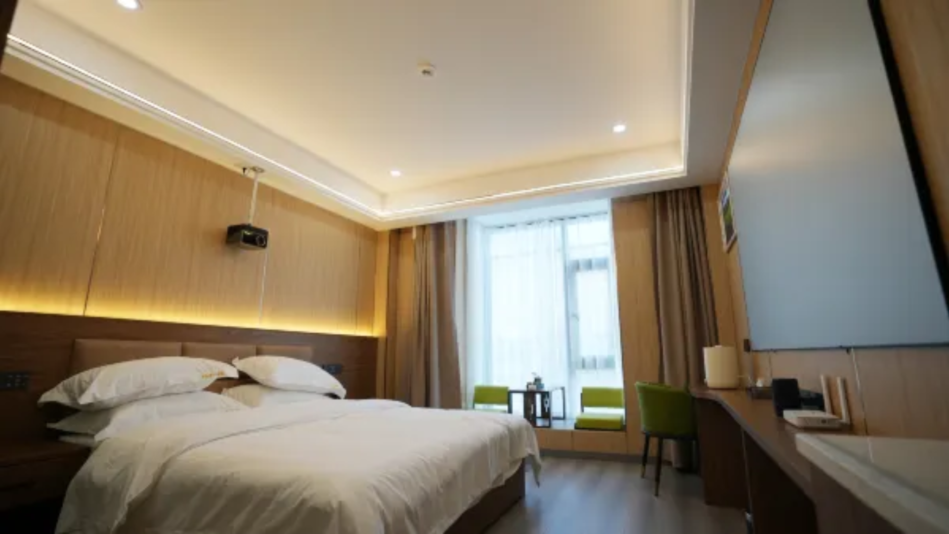 Luowa Hotel